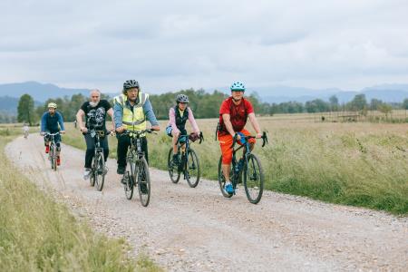 Matjaž Ocepek vodi izlet po mahu_MajaDodic